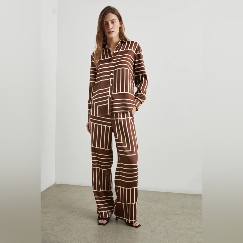 Rails Brown and White Geometric Set